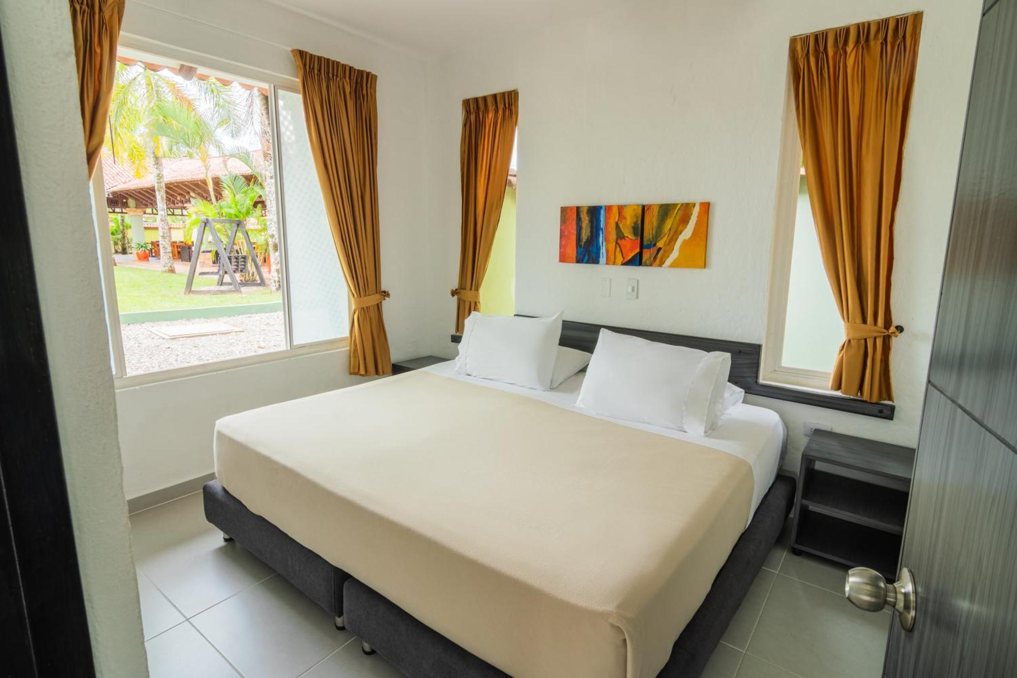 Hotel Paloverde Villas Campestres Apiay Esterno foto